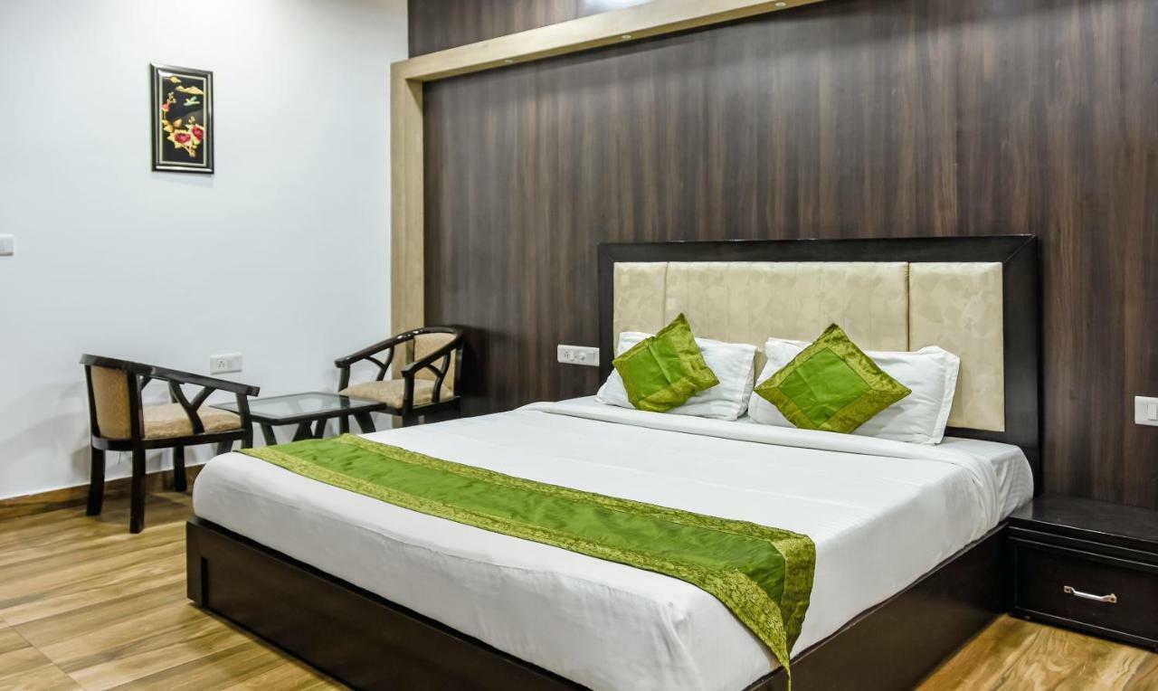 Treebo Red Petal Jalandhar Exterior foto